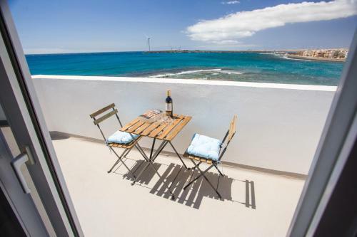 Arinaga Colors Apartments By Canariasgetaway