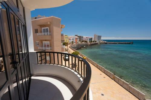 Arinaga Colors Apartments By Canariasgetaway