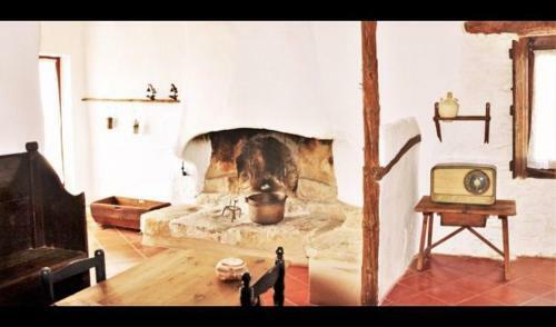 Arnes Villa Sleeps 11 With Pool