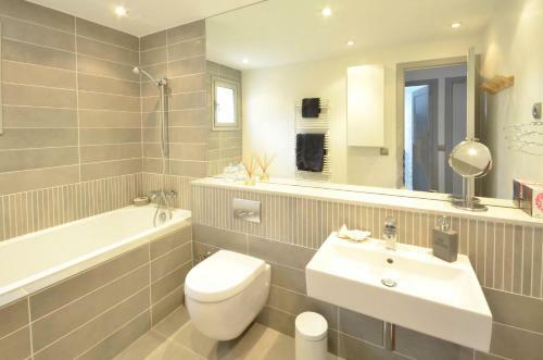 Begur Apartment Sleeps 6 With Pool Air Con And Wifi