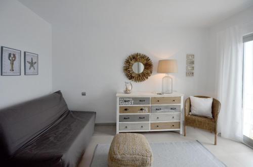 Begur Apartment Sleeps 6 With Pool Air Con And Wifi