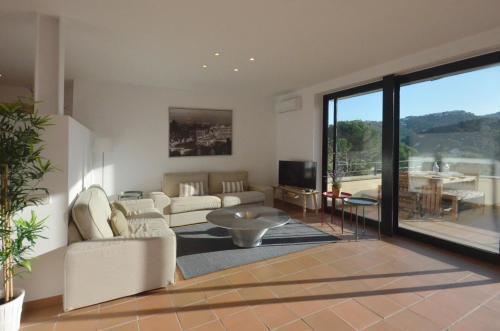 Begur Apartment Sleeps 10 With Pool Air Con And Wifi