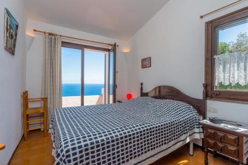 Begur Apartment Sleeps 4 Pool