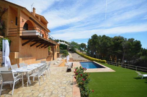 Begur Villa Sleeps 10 With Pool And Wifi