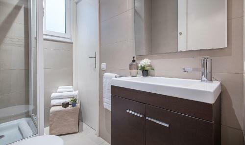 You Stylish Paseo de Gracia Apartments