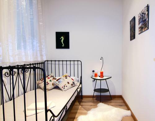 Classbedroom Gaud� Apartments