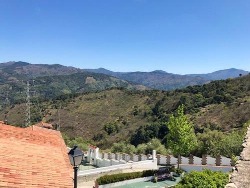 House With 3 Bedrooms In Benalauria With Wifi