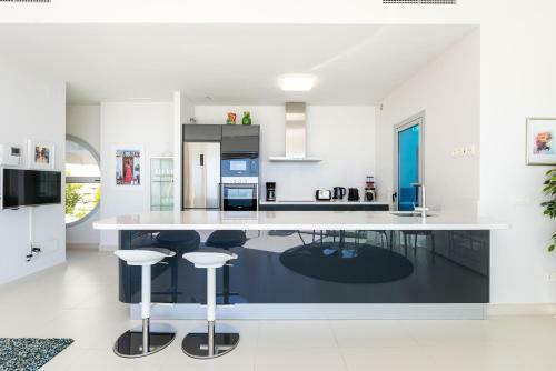 Apartamento Penthouse In Reserva Del Higueron