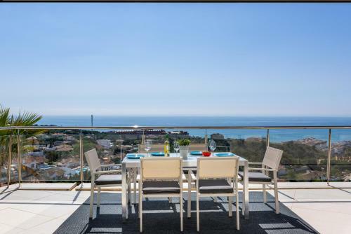 Apartamento Penthouse In Reserva Del Higueron