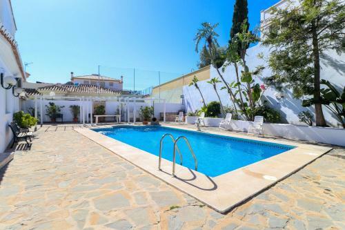 7br Villa Azahar By Rafleys, Private Pool, 7 Mins Walk To Everything
