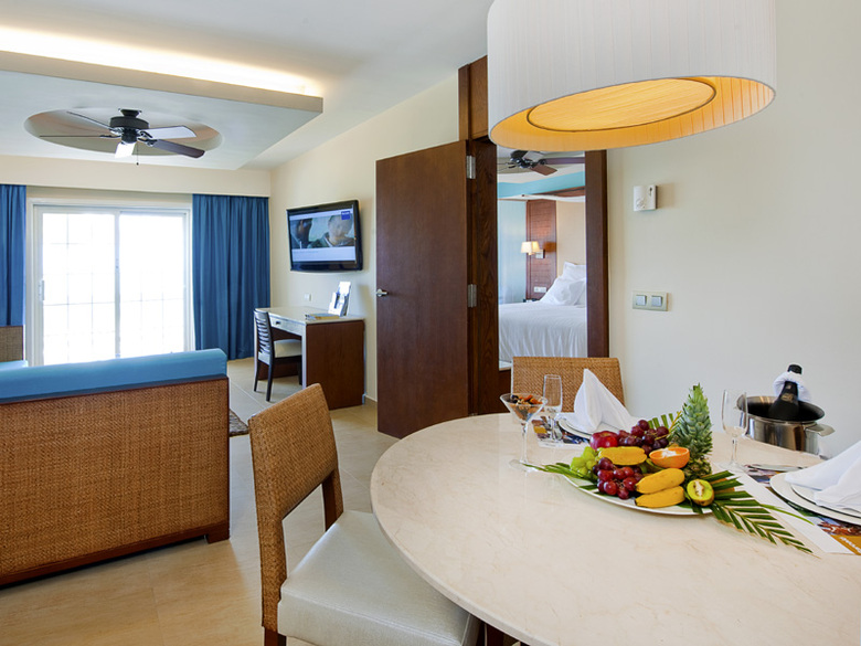 Hotel Barcel� B�varo Beach Adults Only All Inclusive