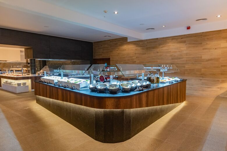 Hotel Grand Bvaro Princess All Suites Resort, Spa & Casino