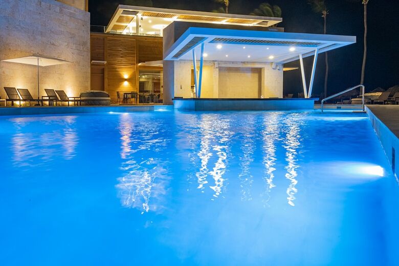 Hotel Grand Bvaro Princess All Suites Resort, Spa & Casino