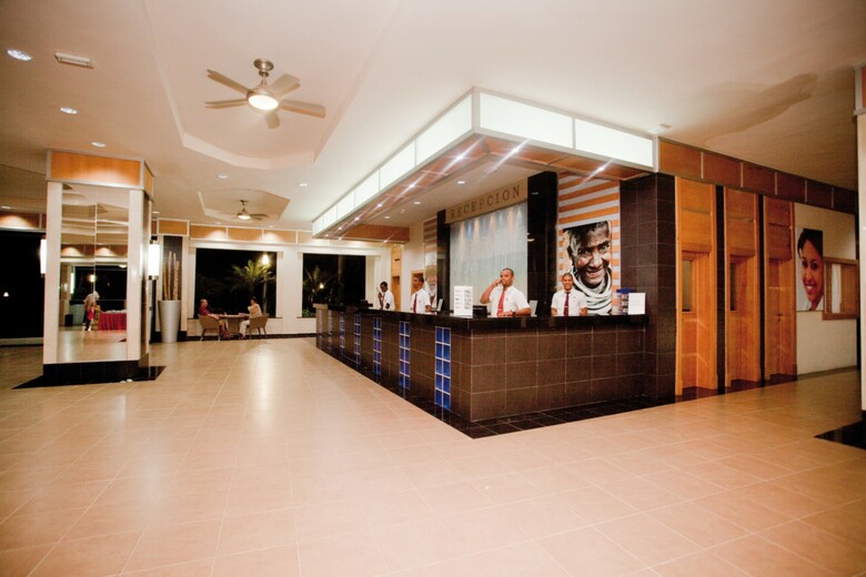 Hotel Riu Naiboa