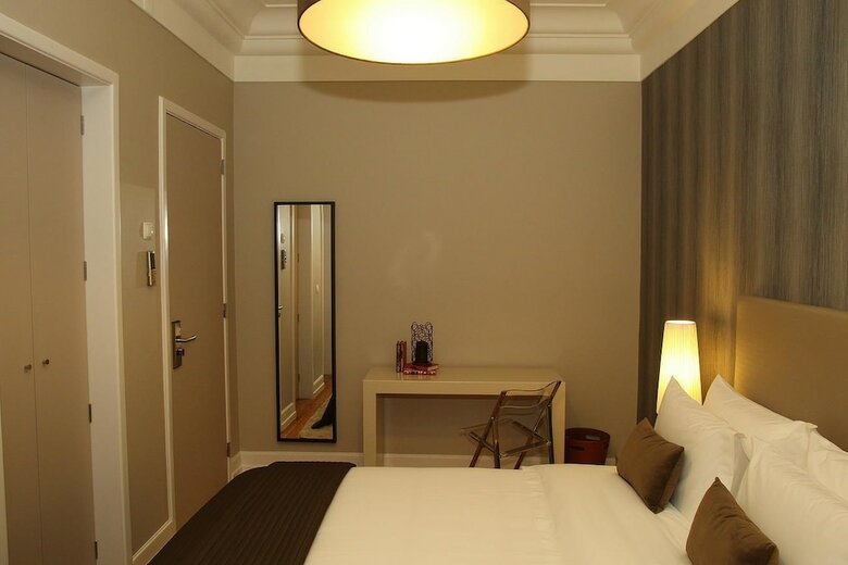 Bed & Breakfast Castilho House