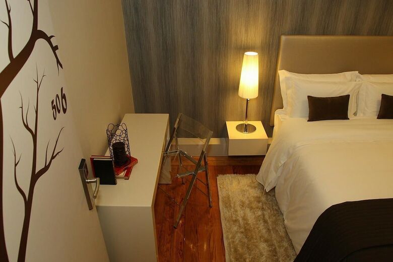 Bed & Breakfast Castilho House