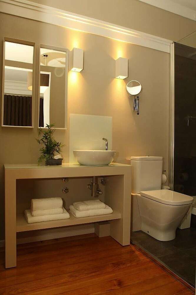 Bed & Breakfast Castilho House