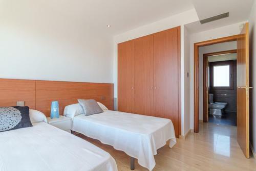 Blanes Villa Sleeps 10 Pool Wifi