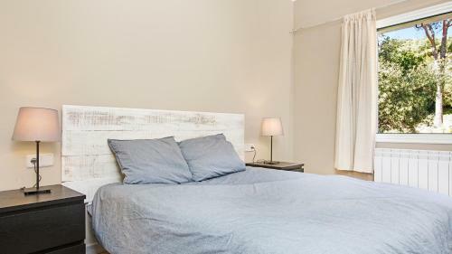 Brugarol Villa Sleeps 6 With Air Con And Wifi