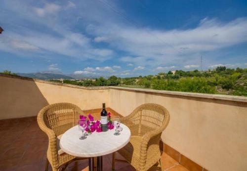Buger Holiday Home Sleeps 12 With Pool Air Con And Wifi