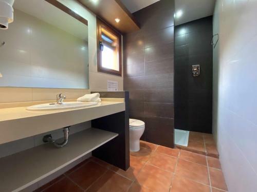 Casa Familiar Cerca de La Playa Con Piscina Compartida