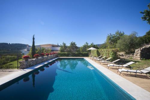 Caimari Villa Sleeps 12 With Pool Air Con And Wifi