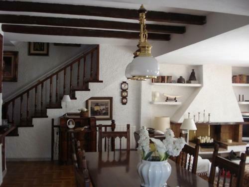 Villa Service - Alorda Park