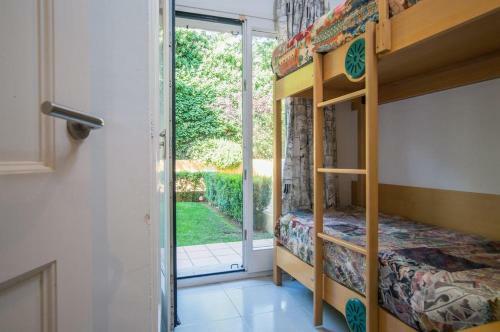 Calella de Palafrugell Apartment Sleeps 6 Air Con
