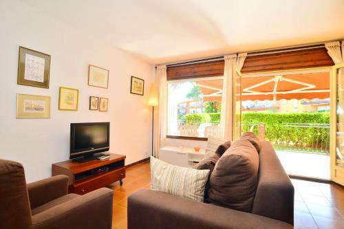 Calella de Palafrugell Apartment Sleeps 4 Pool