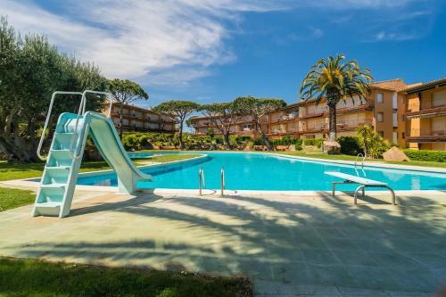 Calella de Palafrugell Apartment Sleeps 4 Pool