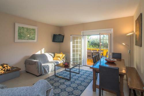 Calella de Palafrugell Holiday Home Sleeps 8 With Pool
