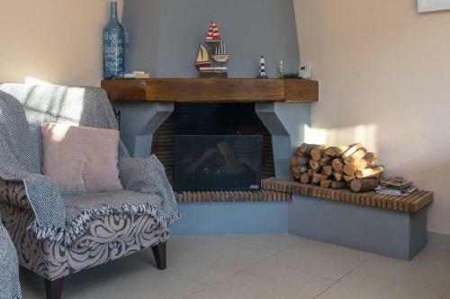 Calella de Palafrugell Holiday Home Sleeps 8 With Pool