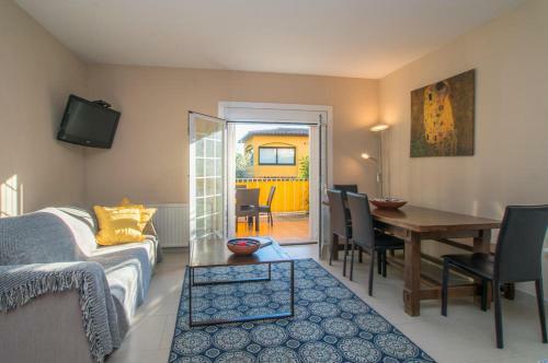 Calella de Palafrugell Holiday Home Sleeps 8 With Pool