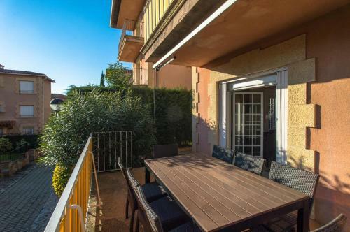 Calella de Palafrugell Holiday Home Sleeps 8 With Pool