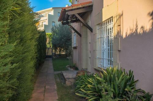 Calella de Palafrugell Holiday Home Sleeps 8 With Pool