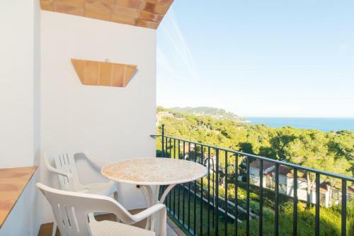 L-1 Calella de Palafrugell 8 Pax