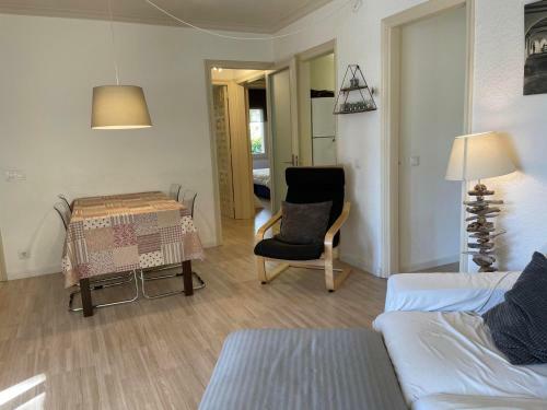 Apartment In Calella de Palafrugell Sleeps 6 With Pool
