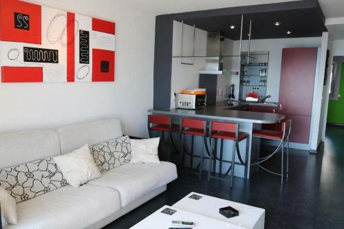 2 Bedrooms Apartment With Sea Views