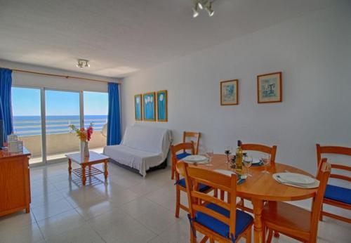 Calpe Apartment Sleeps 5 Pool Air Con T792159