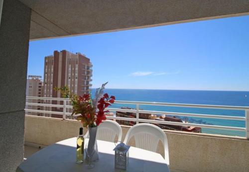 Calpe Apartment Sleeps 5 Pool Air Con T792159