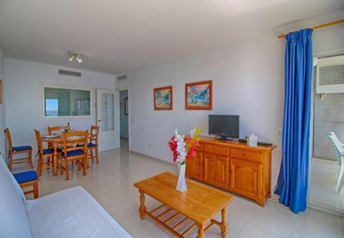 Calpe Apartment Sleeps 5 Pool Air Con T792159