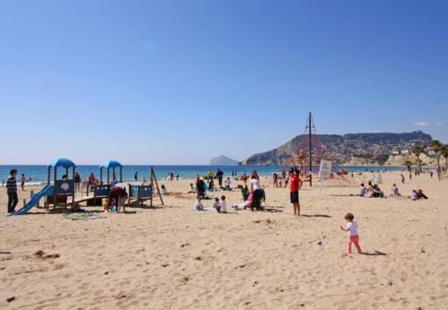 Calpe Villa Sleeps 7 With Pool Air Con And Wifi