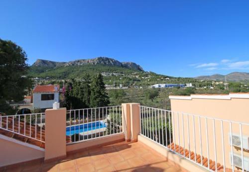 Calpe Villa Sleeps 11 With Pool Air Con And Wifi