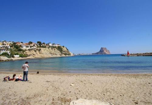 Calpe Apartment Sleeps 5 With Pool Air Con And Wifi