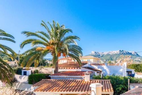 Calpe Villa Sleeps 8 With Pool Air Con And Wifi