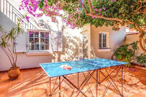Calpe Villa Sleeps 8 With Pool Air Con And Wifi