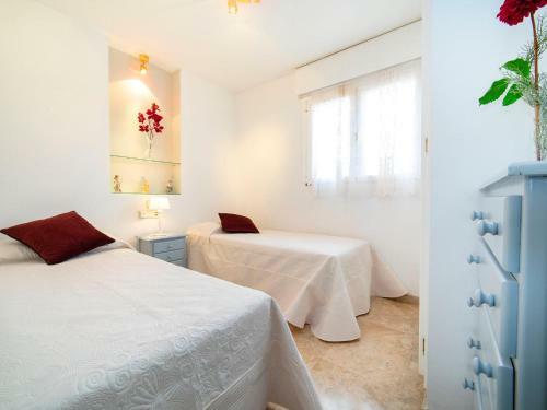 Apartment Orellana-4