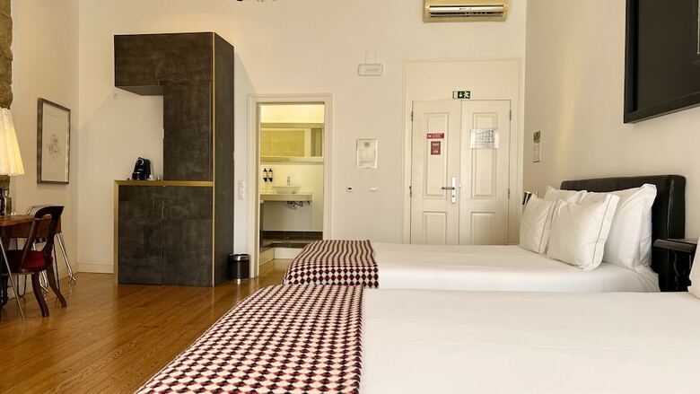 Hostal Casa Do Bairro By Shiadu