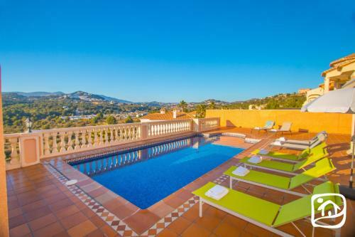 Abahana Villas Iris