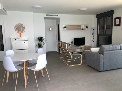 Apartamento Infinium 12b Primera Linea de Playa Arenal